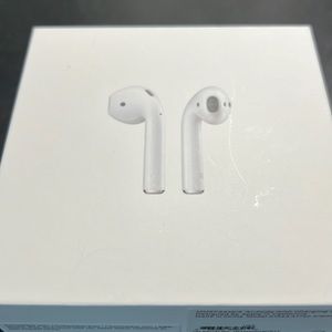 Apple AirPods - 2nd Generation